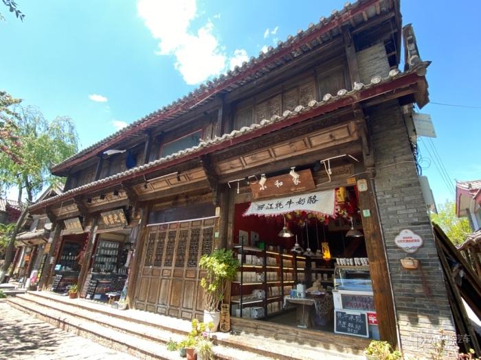 谷歌“艺术与文化”应用推出全新“艺术自拍2”功能